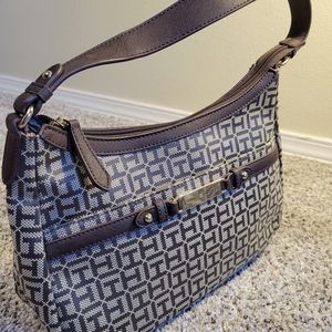 Tommy Hilfiger Purse Julia Monogram
